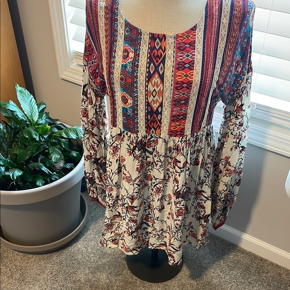 Anthropologie Sunday in Brooklyn Bohemian long sleeve tunic size Medium - Picture 3 of 8